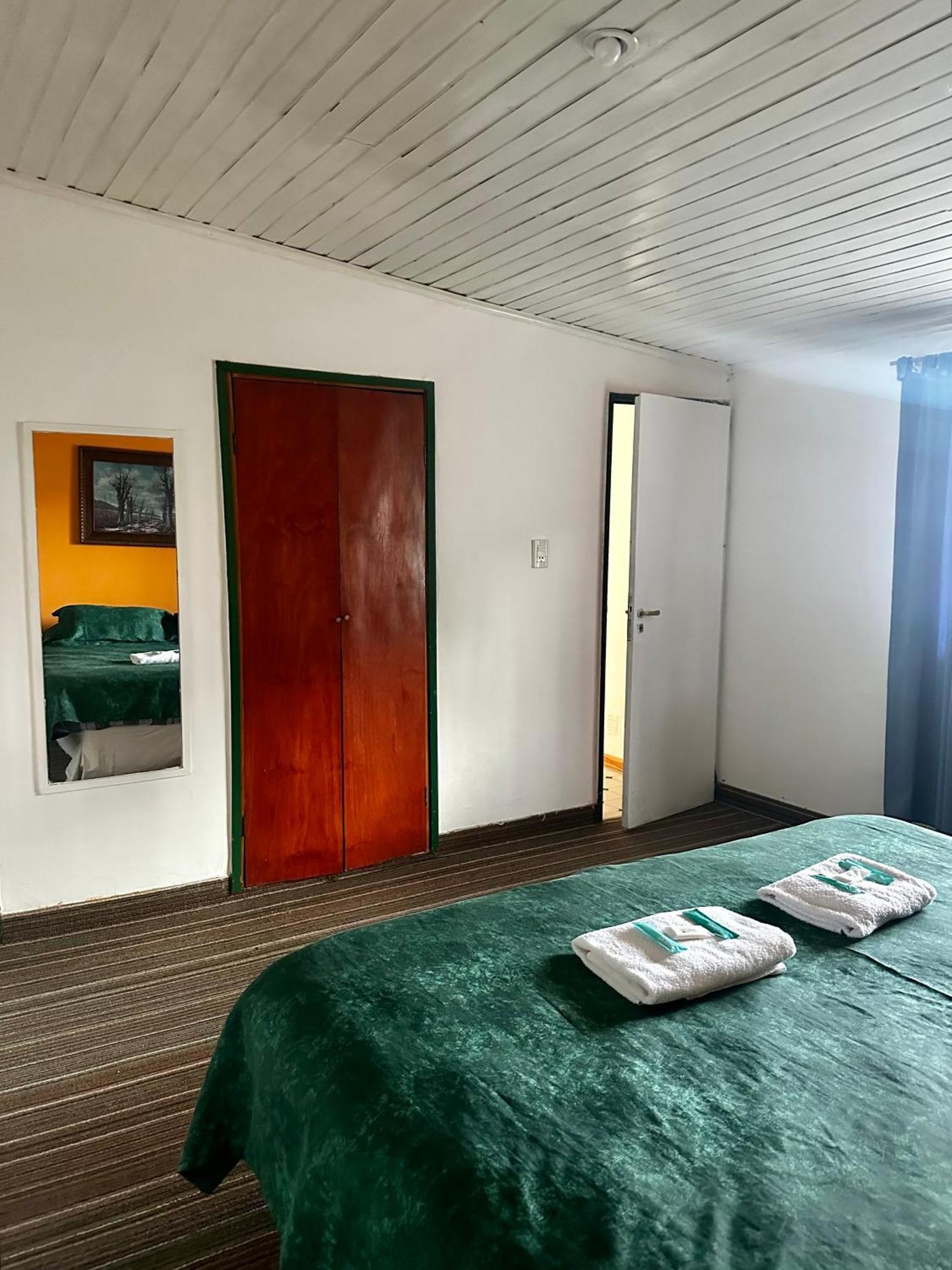 Amancay, Hostal Patagonico Hotel Ел Калафате Екстериор снимка